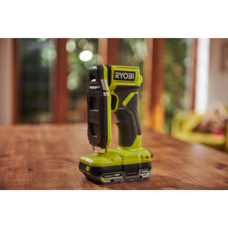 RYOBI RSL18-0 18V ONE+ akumulátorové tyčové světlo 5133006430