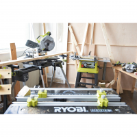 RYOBI EMS216L 1500W Pokosová pila, 216mm řezný kotouč 5133001197