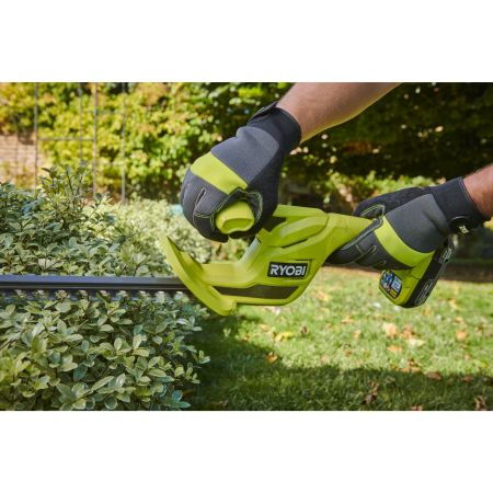 RYOBI RY18HT40B-0 18V ONE+ akumulátorový plotostřih, délka lišty 40 cm 5133006891