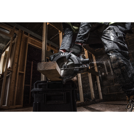 RYOBI BKS 18SBL 18V Subkompaktní bezuhlíková okružní pila 165mm 4935479660