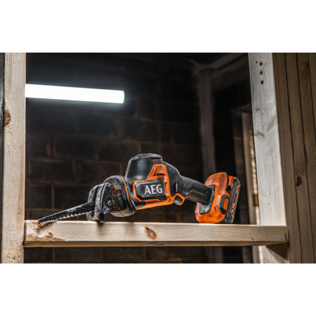 RYOBI BUS 18SBL 18V Subkompaktní bezuhlíková šavlová pila 4935479662