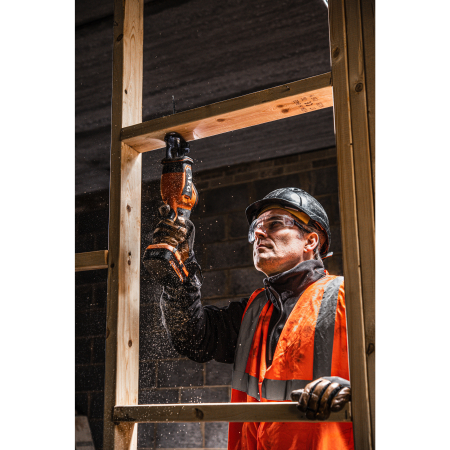 RYOBI BUS 18SBL 18V Subkompaktní bezuhlíková šavlová pila 4935479662