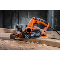 RYOBI PL 700 700W Hoblík 4935472008