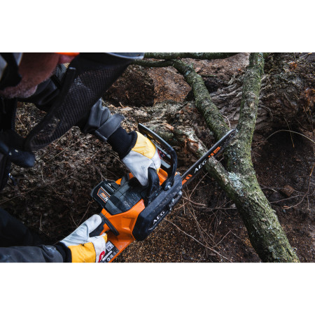 RYOBI ACS18B30 18V Bezuhlíková řetězová pila, délka lišty 30cm 4935471337