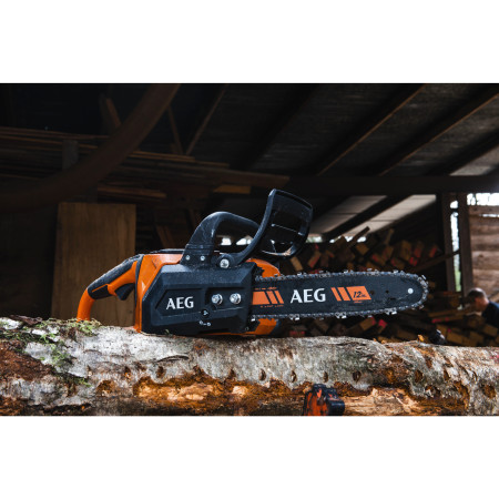 RYOBI ACS18B30 18V Bezuhlíková řetězová pila, délka lišty 30cm 4935471337