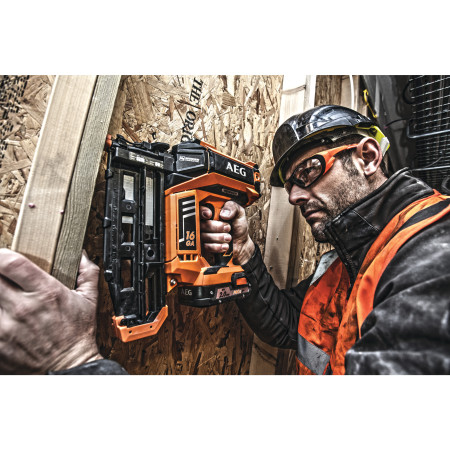 RYOBI B16N18 18V Bezuhlíková hřebíkovačka 16GA 4935451533