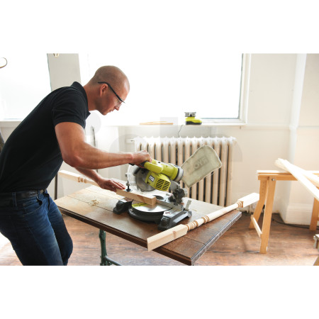 RYOBI EMS190 18V Akumulátorová pokosová pila 5133000932