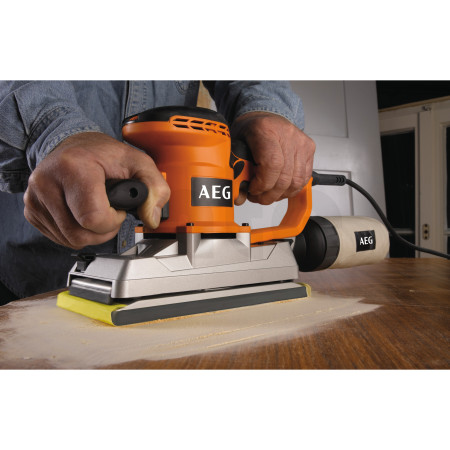 RYOBI FS 280 Bruska na polovinu listu brusného papíru 4935419280