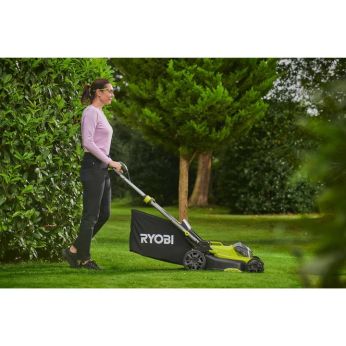 RYOBI RY18LMX40C-150 18V ONE+ Bezuhlíková sekačka na trávu se šířkou záběru 40 cm (1 x 5,0 Ah) 5133006289