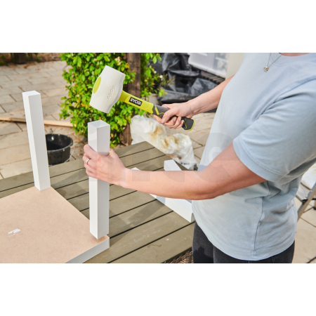RYOBI RHHM450W Gumová palička 450 g, bílá 5132006042