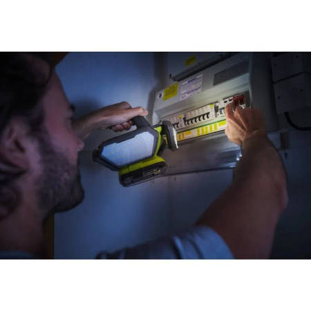 RYOBI R18L360-0 18V ONE + 360° panelové světlo 5133006429