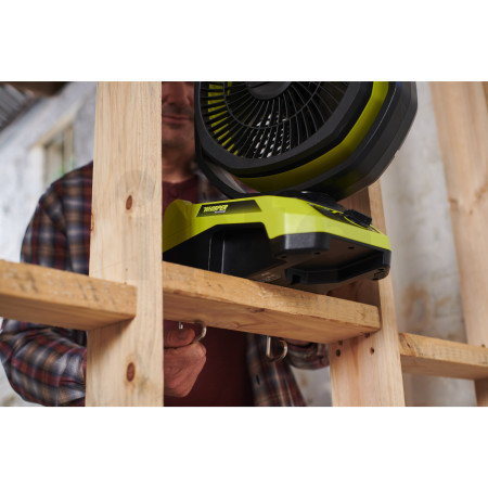 RYOBI RF18X 18V ONE+™ otočný ventilátor 5133006782