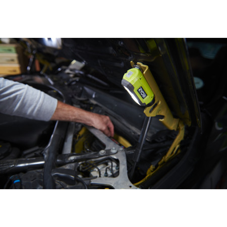 RYOBI RHT4 4V USB Lithium™ čelovka (1 x 2,0 Ah) 5133006810