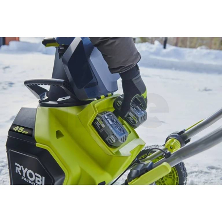 RYOBI RY18STX45A-0 Bezuhlíková sněhová fréza, šířka záběru 45cm, 5133006813