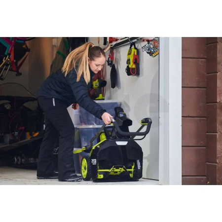 RYOBI RY18STX45A-0 Bezuhlíková sněhová fréza, šířka záběru 45cm, 5133006813