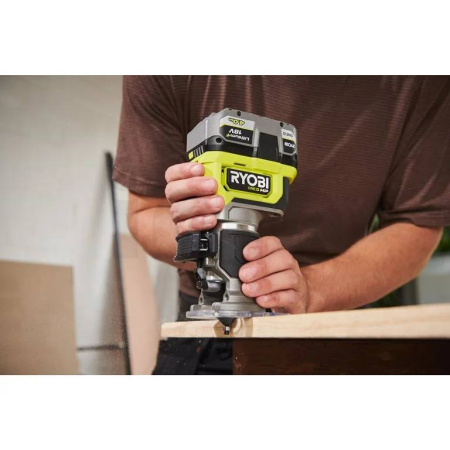 RYOBI RTR18C-0 18V ONE+ HP bezuhlíková akumulátorová horní frézka 5133006257