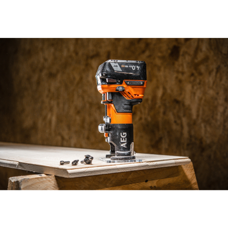 RYOBI BOF 18BL2 18V Bezuhlíková horní frézka 4935479163