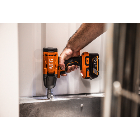 RYOBI BSS 18C12ZC 18V Rázový utahovák 4935481078