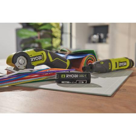 RYOBI RB4L30 3,0Ah akumulátor USB Lithium 5133006224