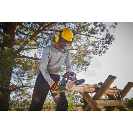 RYOBI OCS1830  5133005547