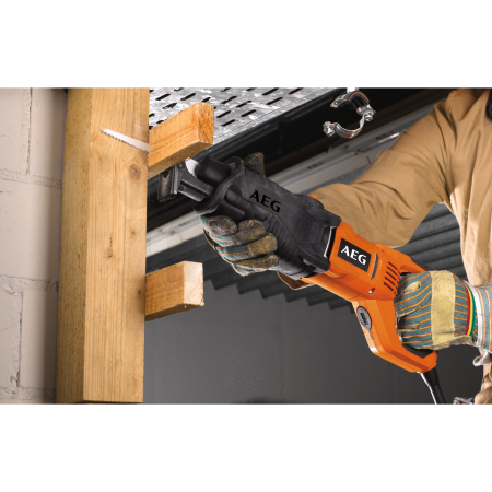 RYOBI US 900 XE Šavlová pila 4935419610