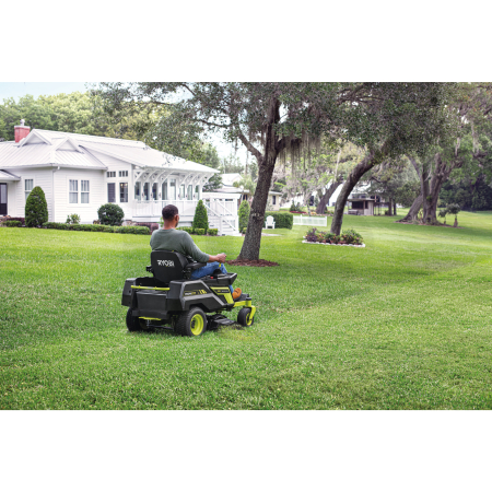 RYOBI RY72ZTRX76 72V Bezuhlíkový zahradní rider s nulovým poloměrem otáčení, šířka záběru 76cm 5133005760